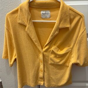 Abercrombie & Fitch Terry Cloth Yellow Collared Button Down Shirt